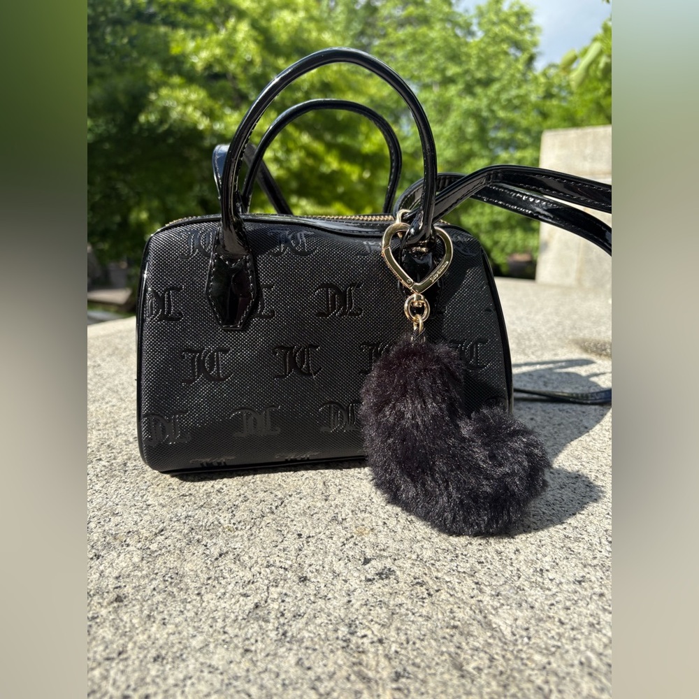 JUICY COUTURE Black Handbag with Heart Charm - Picture 4 of 6